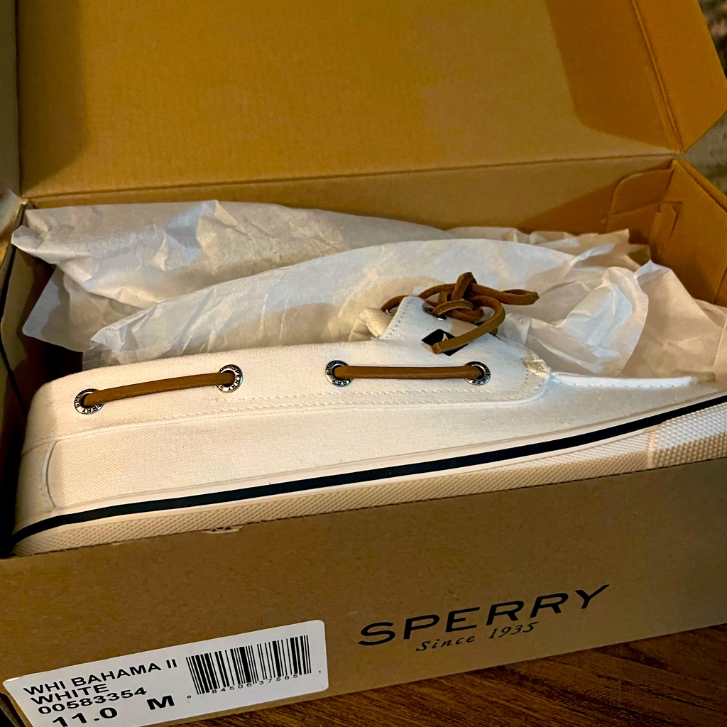 Speedy Brand New Mens 11